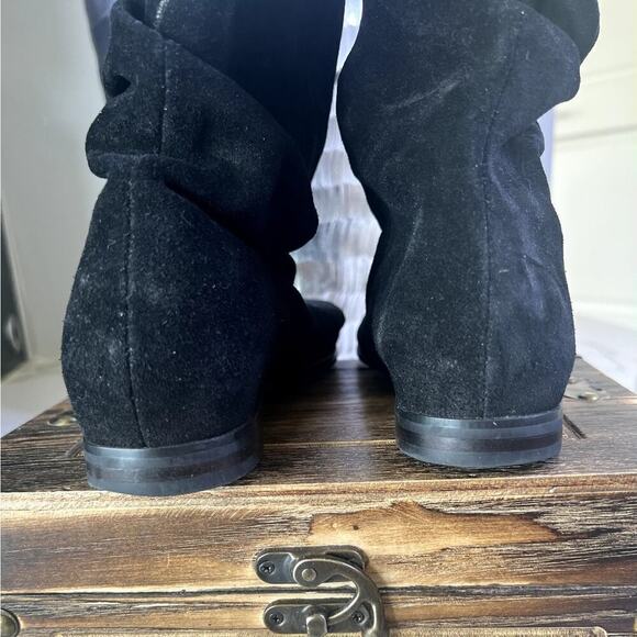 Silent D WINGLET Suede Flat Boots in Black - Picture 10 of 12